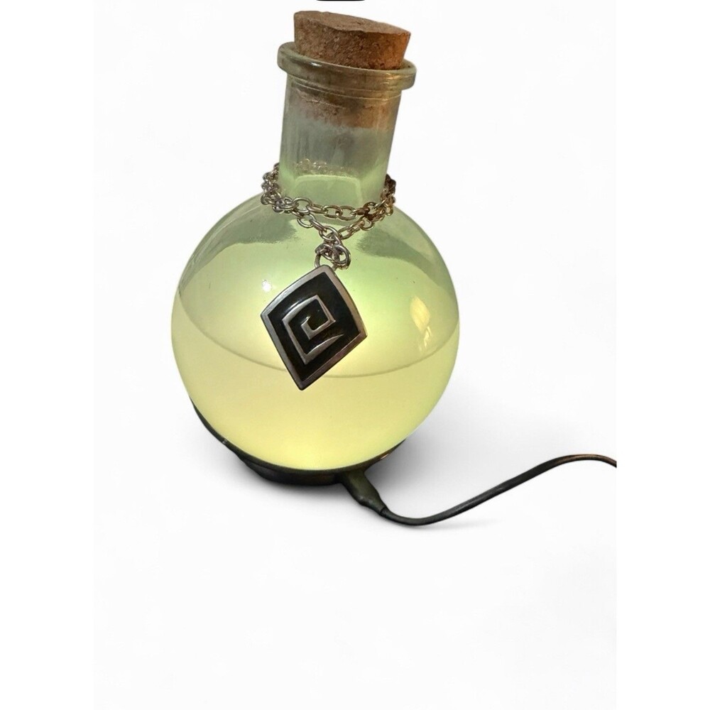 ThinkGeek Color-Changing LED Potion Desk Lamp - RPG Fantasy Prop Light (Tested)